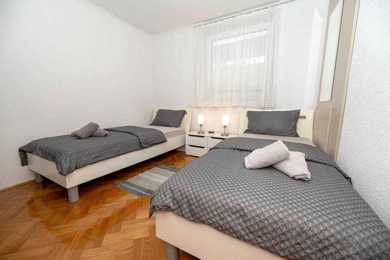 Sea View apartment, heated pool, Zadar in Strand Kožino, Zadar (Kommun)