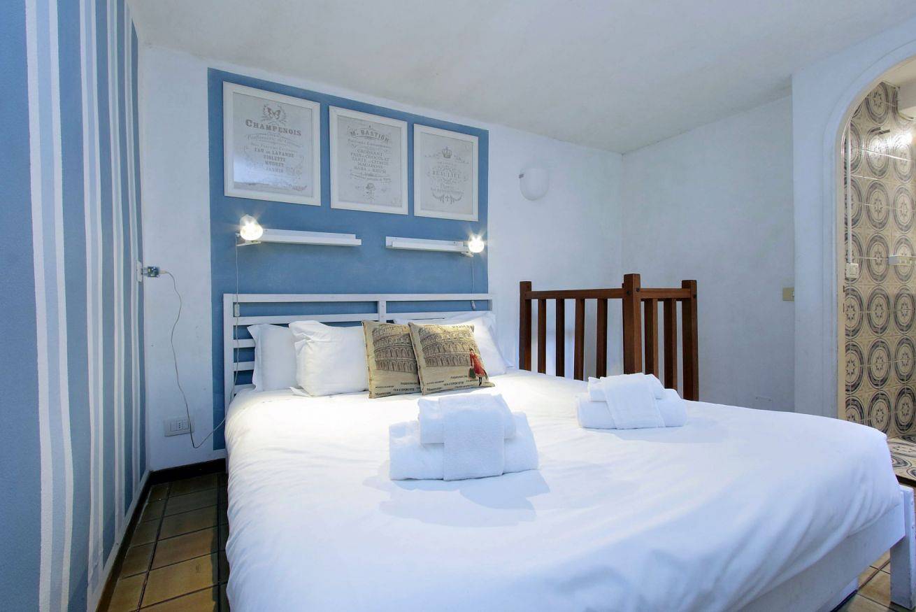 Apartamento inteiro, Banchi Nuovi - Cozy little apartment for 4 close to piazza Navona in Centro de Roma, Roma