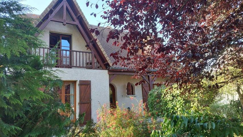 Location de vacances pour 5 personnes, avec vue et balcon à Pargny-Filain