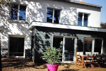 Location de vacances pour 8 personnes, avec jardin à Dompierre-sur-Mer