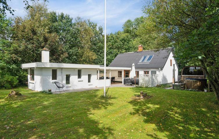 Ferienhaus für 8 Personen, mit Terrasse und Sauna, mit Haustier - 1