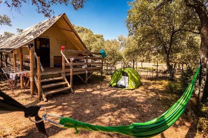 Mobil home pour 4 personnes, avec terrasse