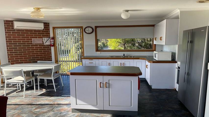Holiday rental for 4 people, with balcony in Pambula Beach
