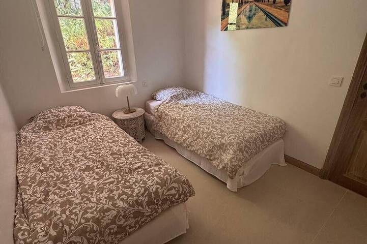 Villa pour 8 personnes, avec Jacuzzi ainsi que Terrasse et Jardin à Gassin - 4