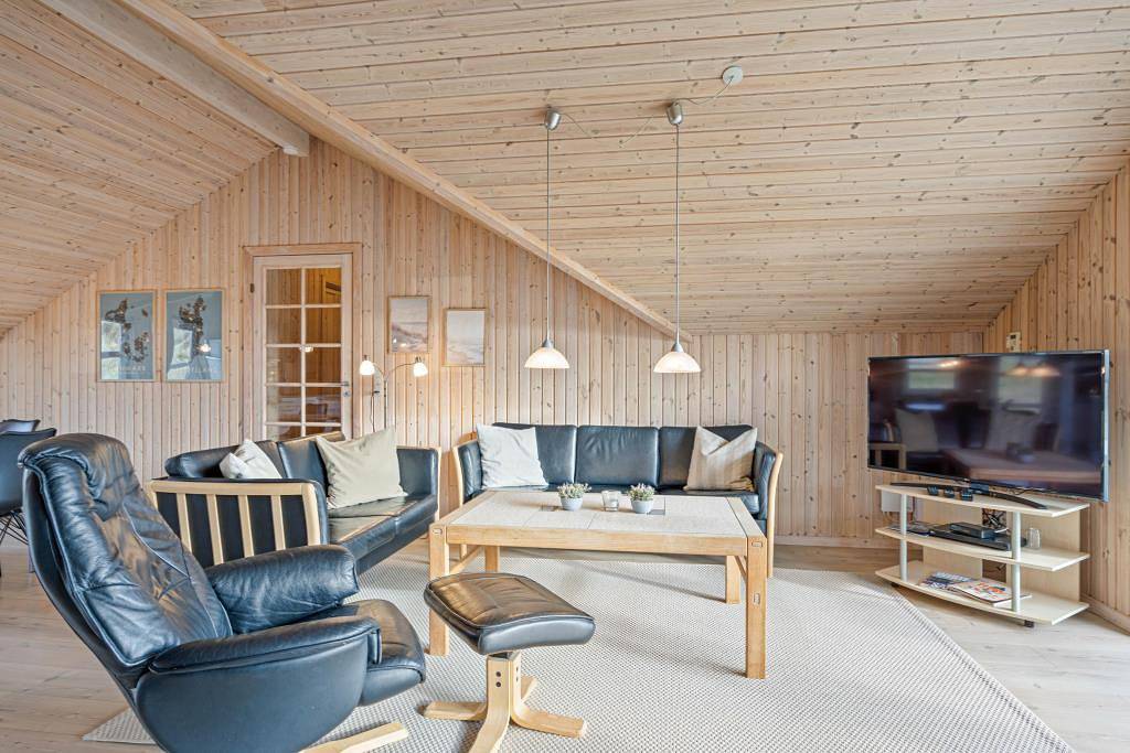 Modernes Ferienhaus mit Whirlpool und Sauna in Skodbjerge, Årgab