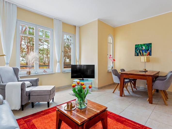 Ferienwohnung für 2 Personen, mit Terrasse und Pool sowie Sauna in Ahlbeck