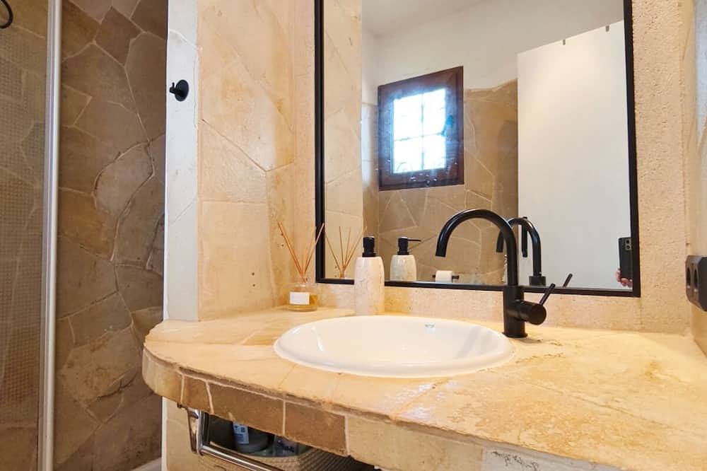 Apartamento entero, A3012 Apartment with sea view for 3 people in Cala Fornells in Cala Fornells, Calvià