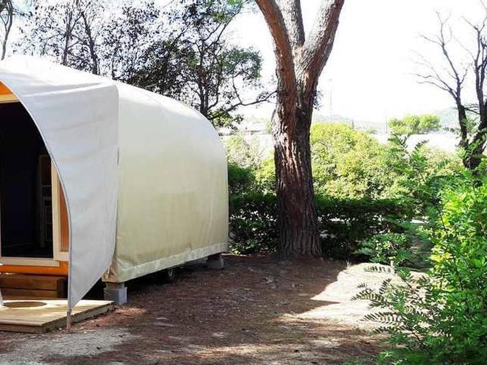 Camping für 2 Personen, mit Kinderpool in Alpes-de-Haute-Provence
