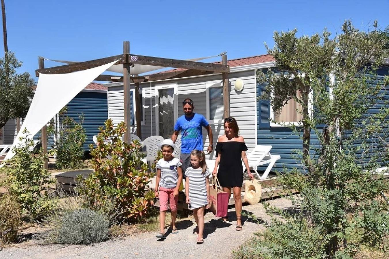 Camping für 6 Personen in Sérignan, Béziers und Umgebung