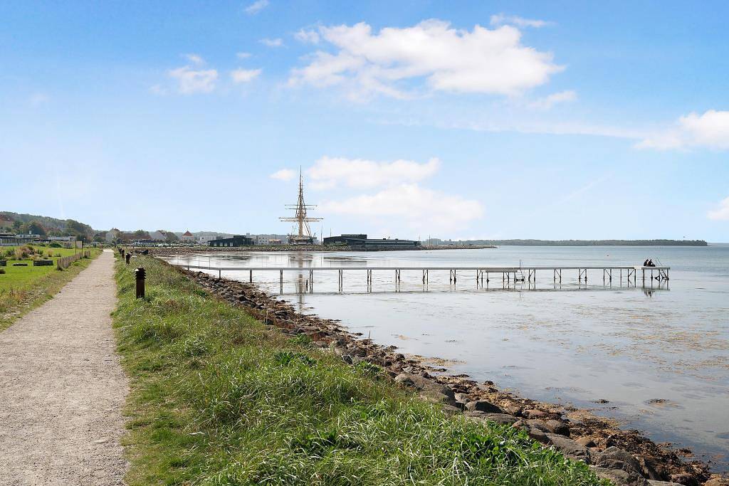 Schöne Ferienwohnung mit Blick auf Ebeltoft Bucht und nur wenige Gehminuten vom Stadtzentrum entfernt  in Ebeltoft (Stadt), Ebeltoft