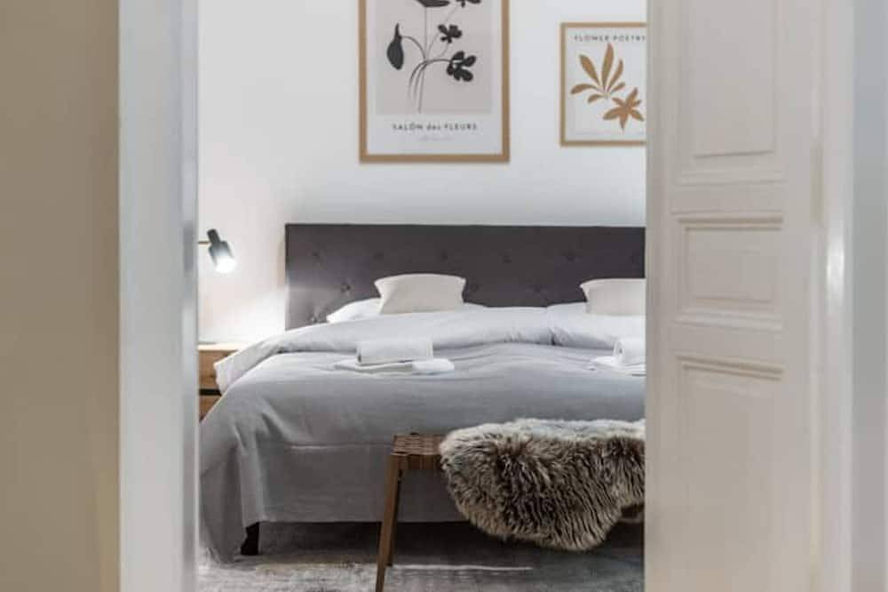 Entire apartment, Apartment in old building and modern style - kitchen - terrace - Wlan - central in Wiesbaden, Rheingau