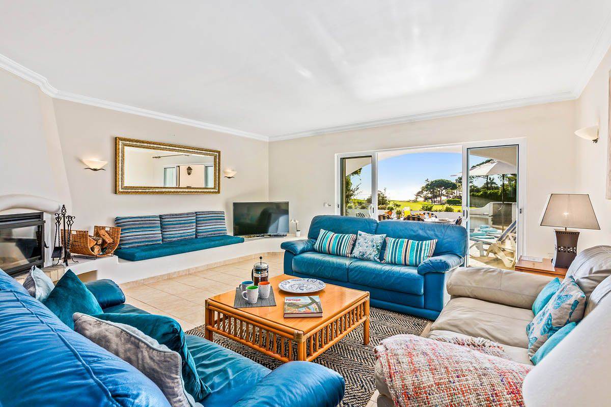 Villa Lobo in Vale do Lobo, Almancil