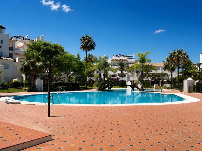 Apartamento para 8 personas, con Jardín y Piscina para niños en San Pedro Alcántara