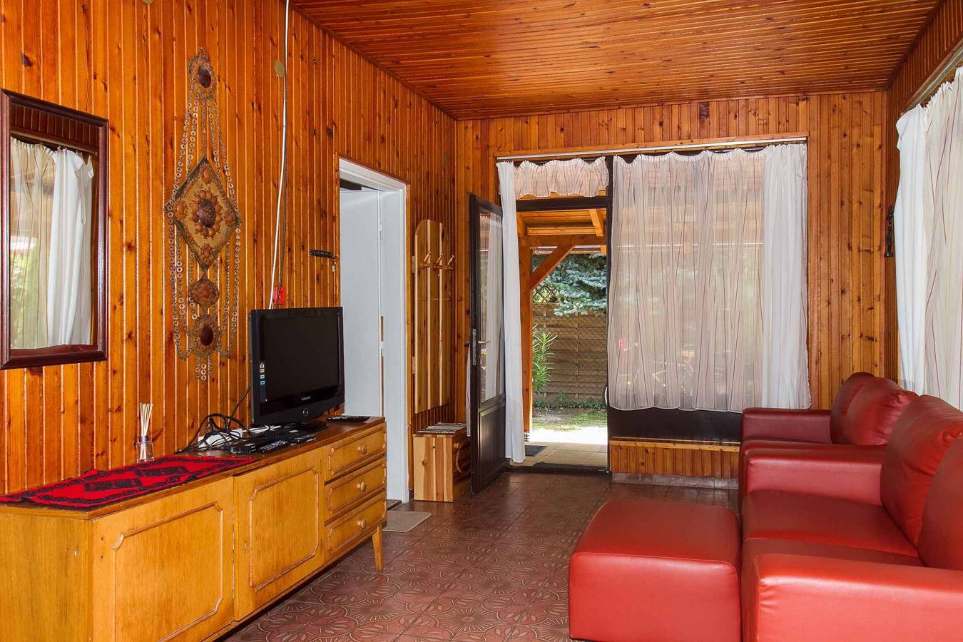 Maison de vacances soigné avec grand jardin  in Balatonmáriafürdő, Rive sud du lac Balaton