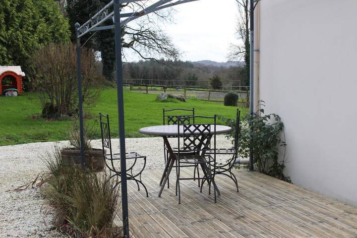 Location de vacances pour 6 personnes, avec jardin ainsi que vue et vue sur le lac, animaux acceptés à Plouégat-Moysan - 4