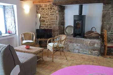 Gîte pour 4 personnes, avec jardin à Kervignac