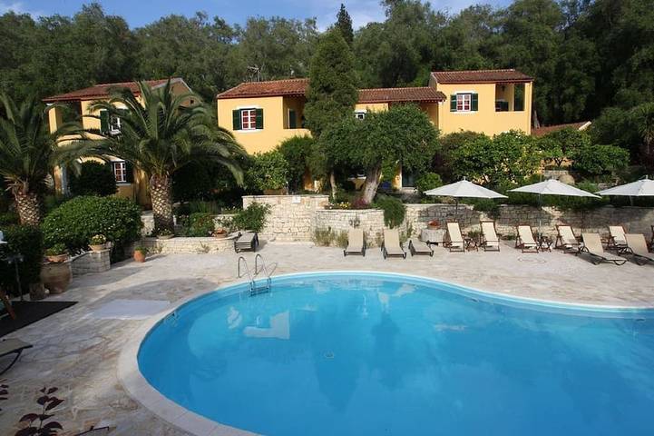 Appartement de vacances pour 3 personnes, avec Jardin et Piscine