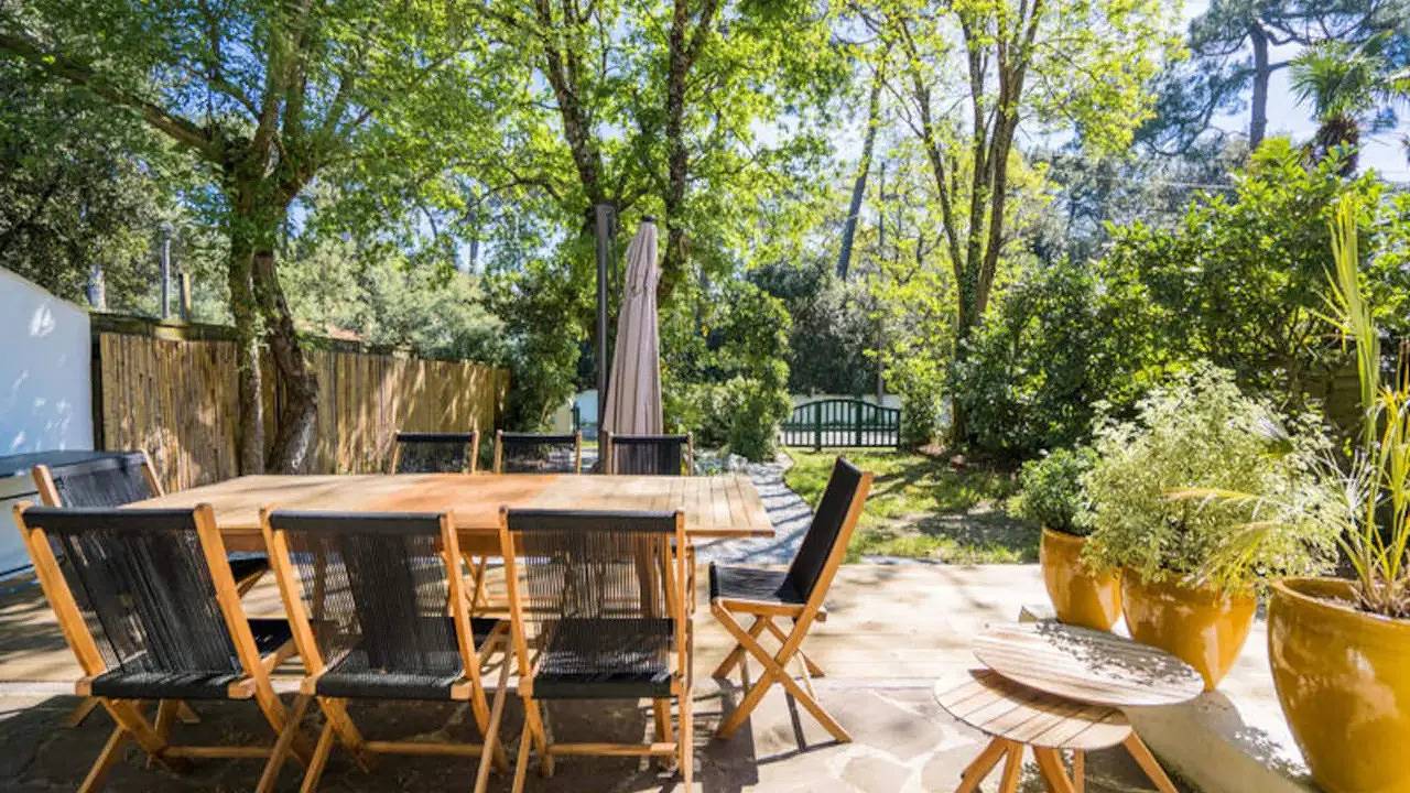 Appartement de vacances entier, Appartement de vacances pour 9 personnes avec terrasse in Le Moulleau, La Teste-de-Buch