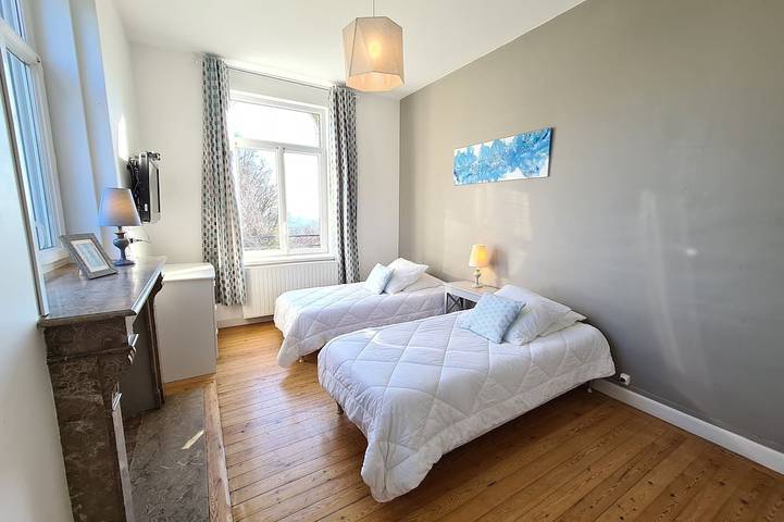 Location de vacances pour 15 personnes, avec terrasse et jardin, animaux acceptés à Rety - 3