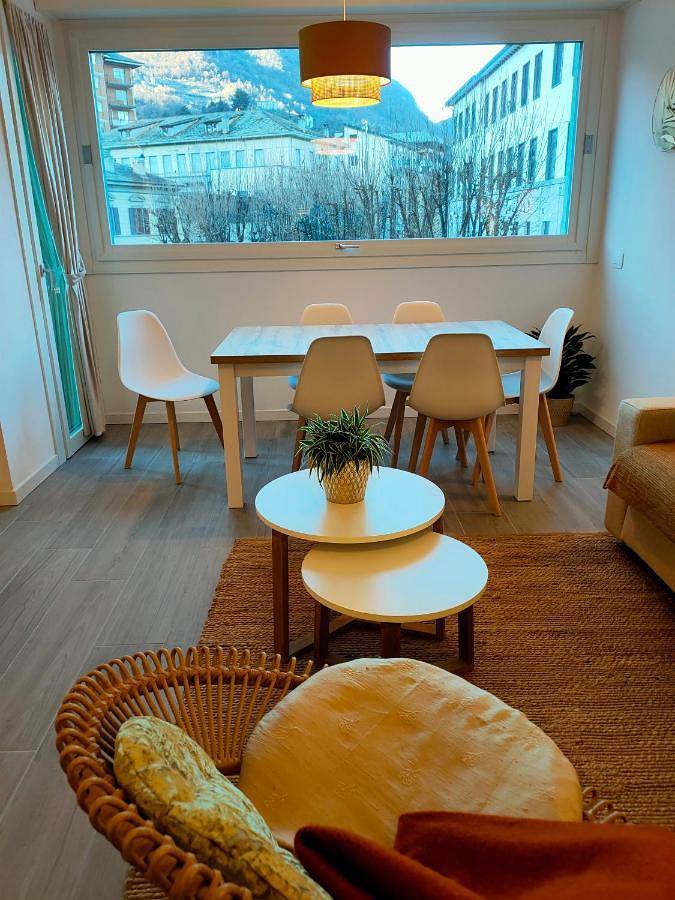 Appartamento per 4 persone, con Balcone e Terrazza nonché Panorama a Sondrio
