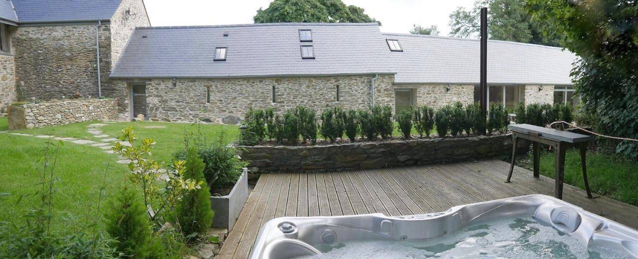 Deluxe Double Room with Shower in Pembrokeshire