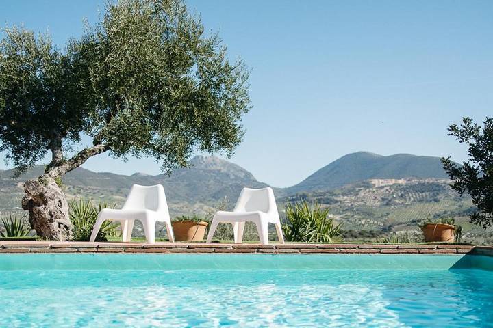 Location de vacances pour 15 personnes, avec jardin ainsi que piscine et vue à Pruna - 4