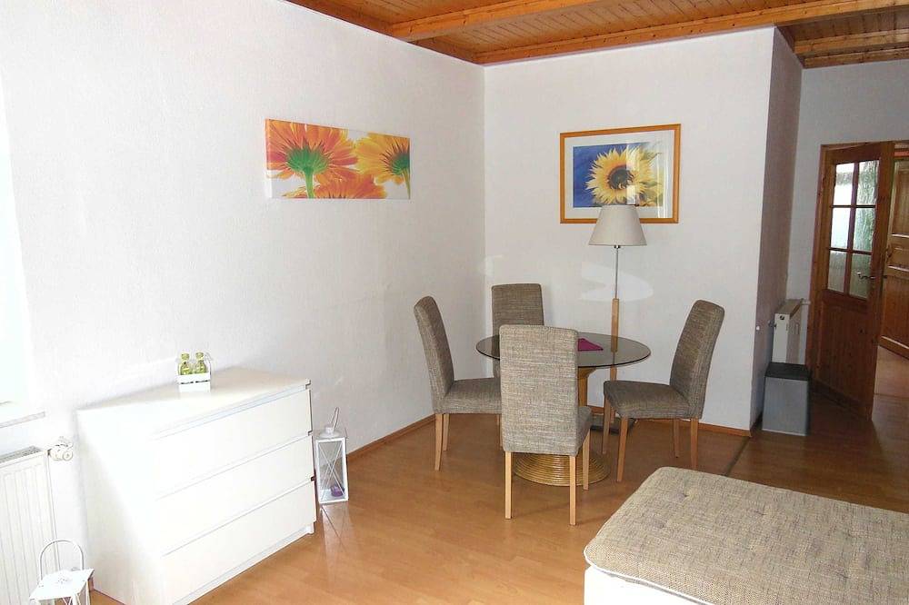 Entire apartment, Vacation rental Niehusen - Apartment Niehusen in Graal-Müritz, Rostock and Surroundings