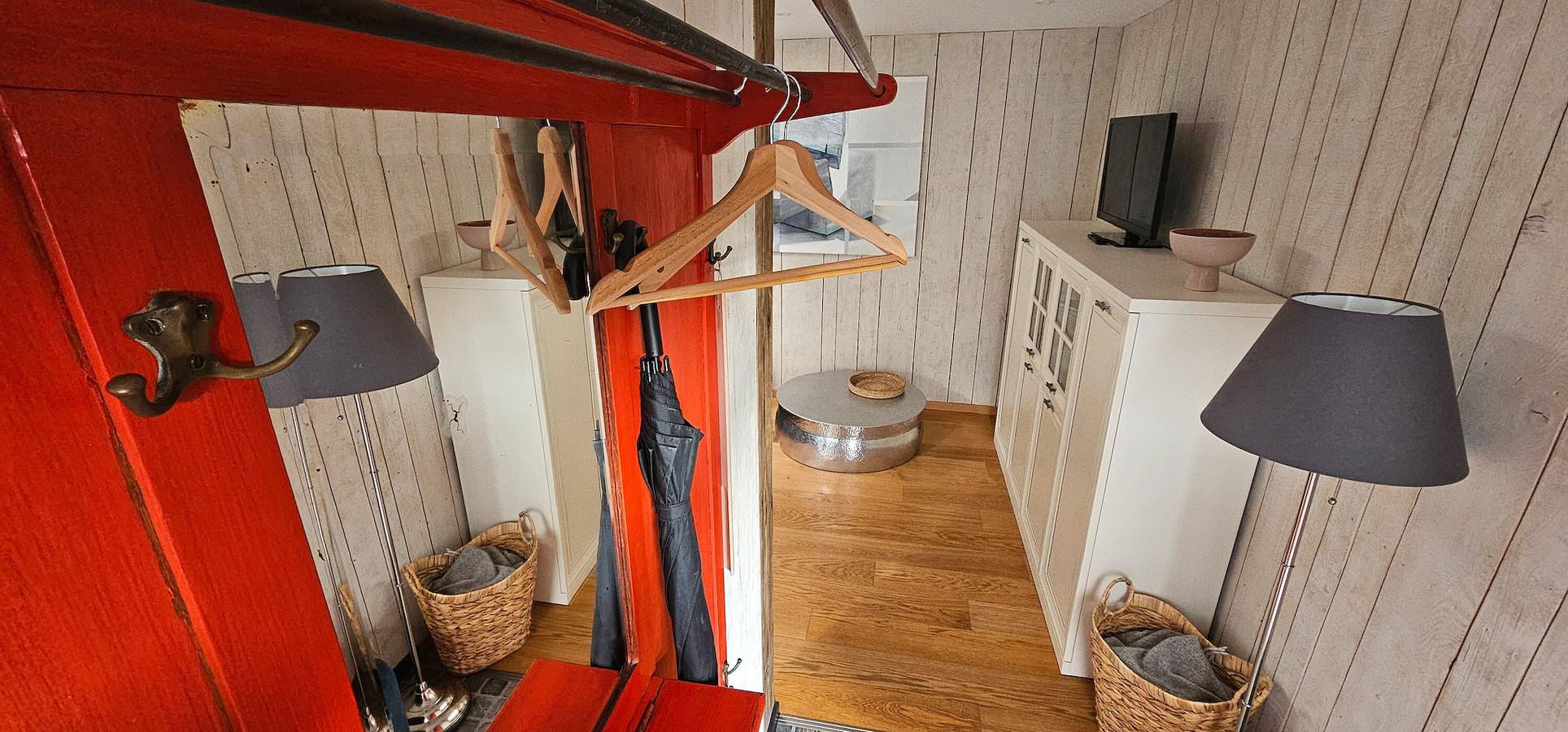 Ganze Wohnung, Apartment 'Nahe Blauen Wunder' mit gemeinsamer Terrasse, Gemeinschaftsgarten und Wlan in Blasewitz, Dresden