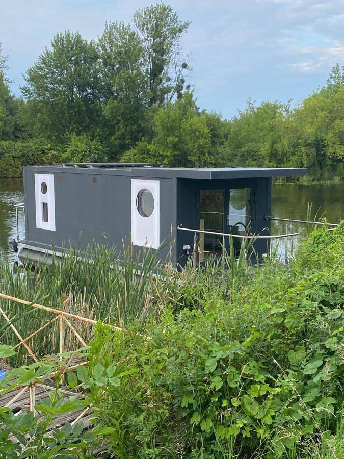 Boot für 4 Personen, mit Seeblick und Ausblick sowie Terrasse in Polen