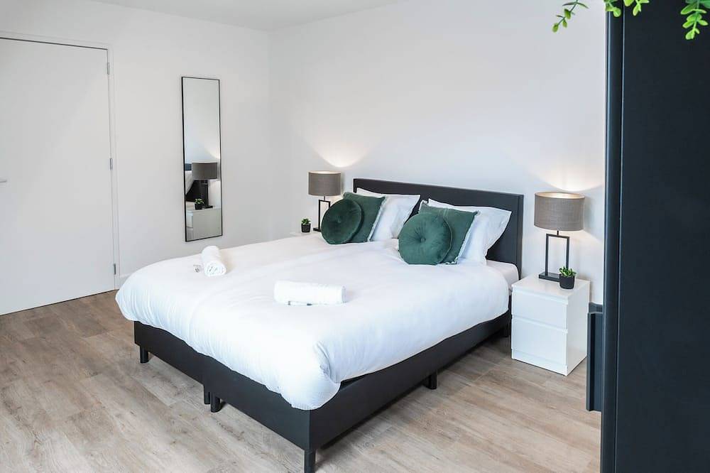 Ganze Wohnung, Willkommen in unserer stilvollen 2-Zimmer-Wohnung im Zentrum von Tilburg, ideal für einen Besuch im Efteling oder im Safaripark Beekse Bergen. Diese moderne und günstige Selbstversorgerwohnung bietet Komfort, Bequemlichkeit und Nachhaltigkeit. in Tilburg, Nordbrabant