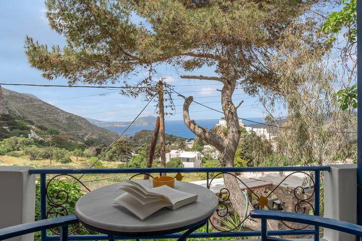 Gîte pour 3 personnes, avec balcon dans Amorgos