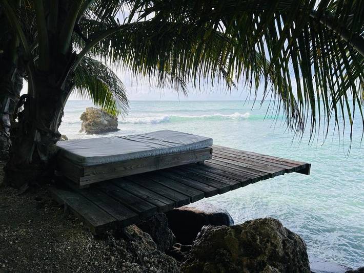 Location de vacances pour 4 personnes, avec jardin ainsi que piscine et vue dans Plage de Saint-Félix