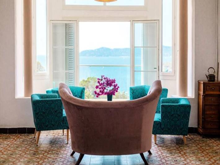 Gîte pour 10 personnes, avec piscine ainsi que balcon et jardin, adapté aux familles dans Plage d'Aiguebelle - 2