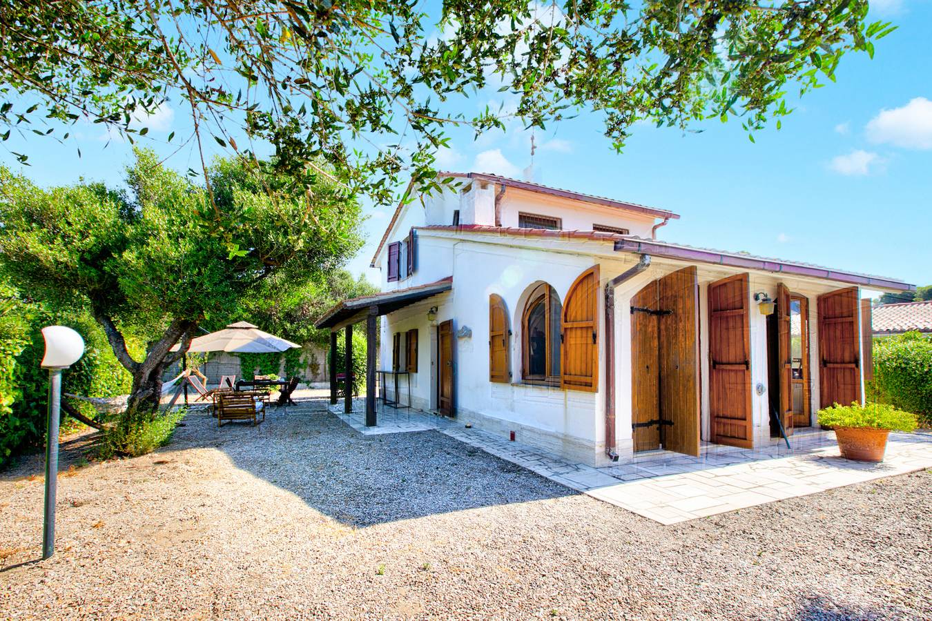 Villa Janela Escape & Retreat, 30m from the Beach in Orbetello, Grosseto Provinz