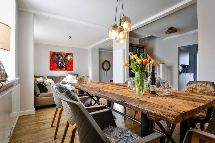 Ferienhaus für 8 Personen, mit Balkon/Terrasse und Terrasse sowie Garten in Hörnum