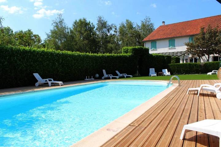 Hôtel pour 2 personnes, avec sauna et jardin ainsi que piscine et jacuzzi à Vitrac (Cantal) - 4