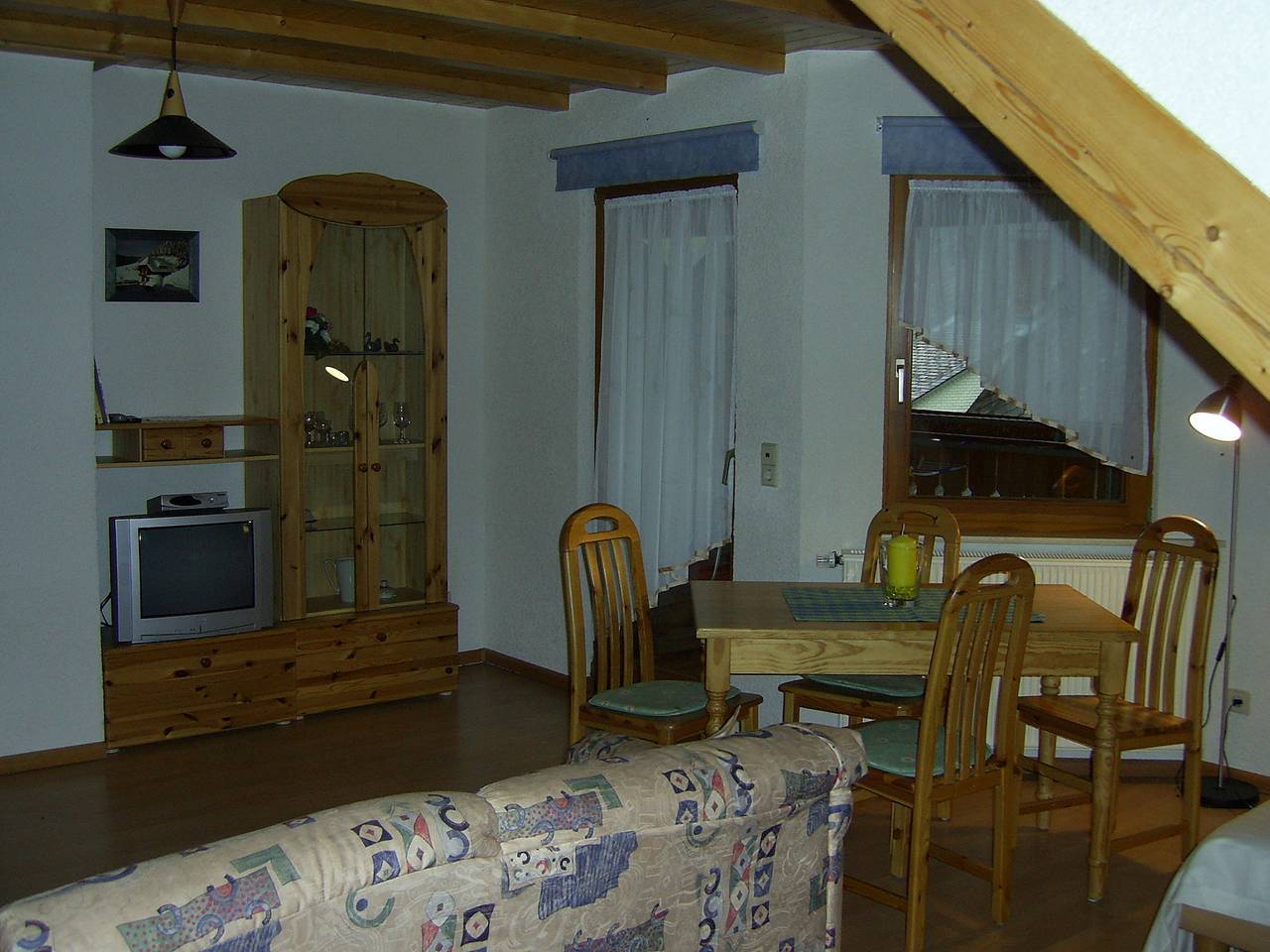 Ganze Wohnung, Ferienwohnung '2' mit gemeinsamer Terrasse, Balkon und Wi-Fi in Hornberg, Mittlerer Schwarzwald