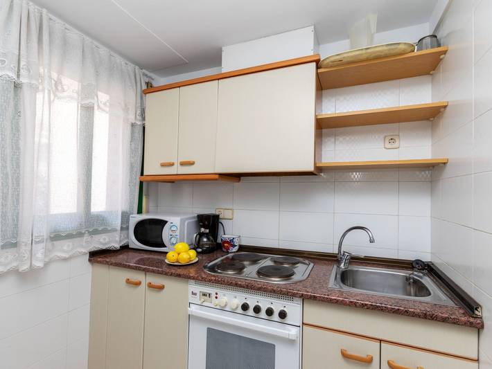 Gîte pour 4 personnes, avec jardin à Llançà - 3