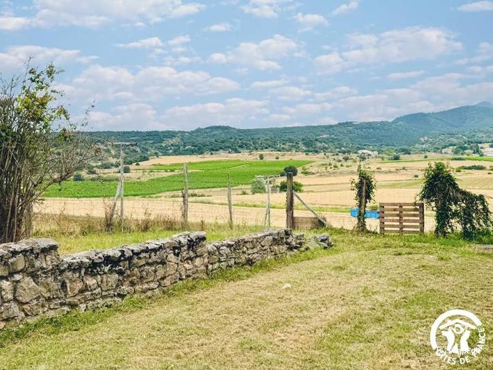 Location de vacances pour 10 personnes, avec jardin à Saint-Ferriol