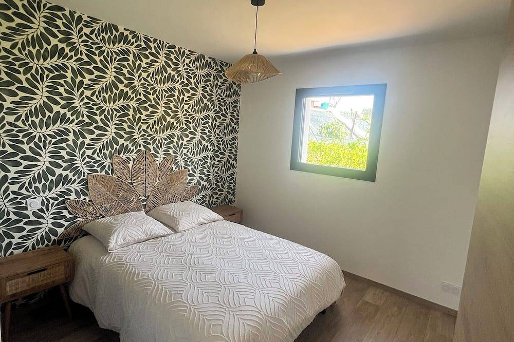 Gîte horizon bleu tout confort 6 personnes in Saint-Georges-de-la-Rivière, Côte de la Déroute