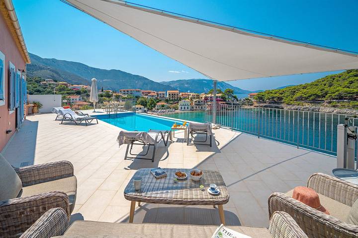 Location de vacances pour 4 personnes, avec Vue sur l’océan ainsi que Terrasse et Piscine dans Άσος - 3