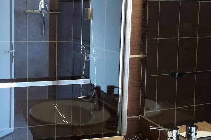 Location de vacances pour 2 personnes, avec terrasse à Le Champ-Saint-Père - 2