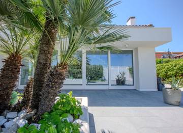 Villa für 4 Personen, mit Garten und Balkon sowie Whirlpool in Marche