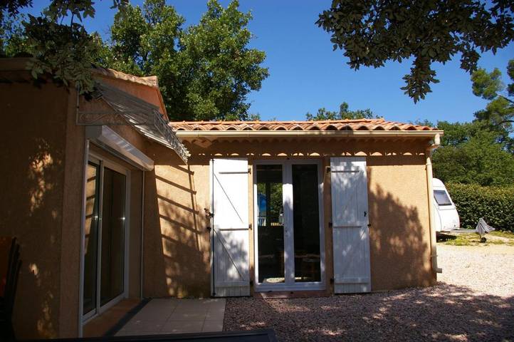 Location de vacances pour 4 personnes, avec Terrasse et Piscine à Le Val - 4