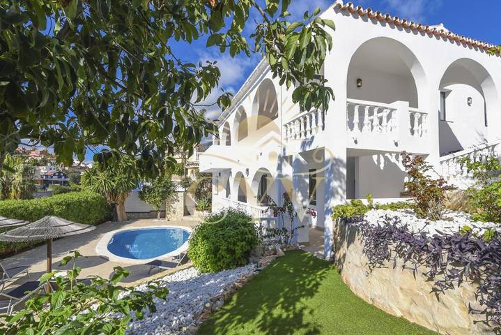 Villa voor 8 personen, with zwembad and tuin as well as uitzicht in Fuengirola