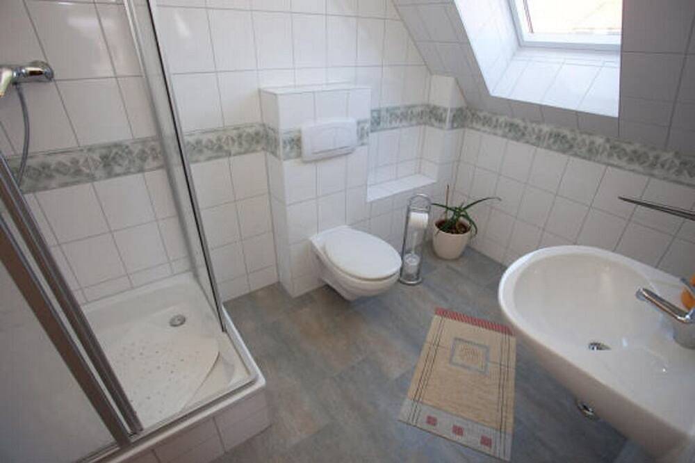 Ganze Wohnung, Suite Holiday in Wassernähe mit Wlan - in Liepgarten bei Ueckermünde in Liepgarten, Vorpommern Greifswald