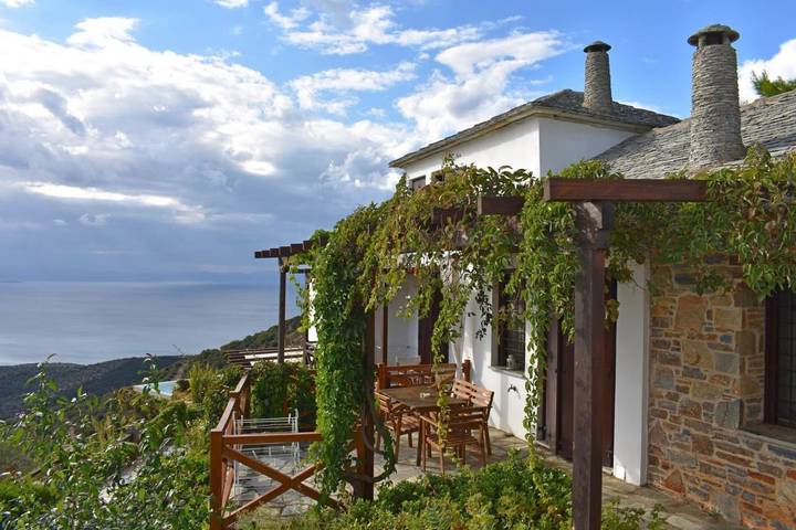 Villa für 2 Personen, mit Ausblick und Pool sowie Garten in Griechenland - 4