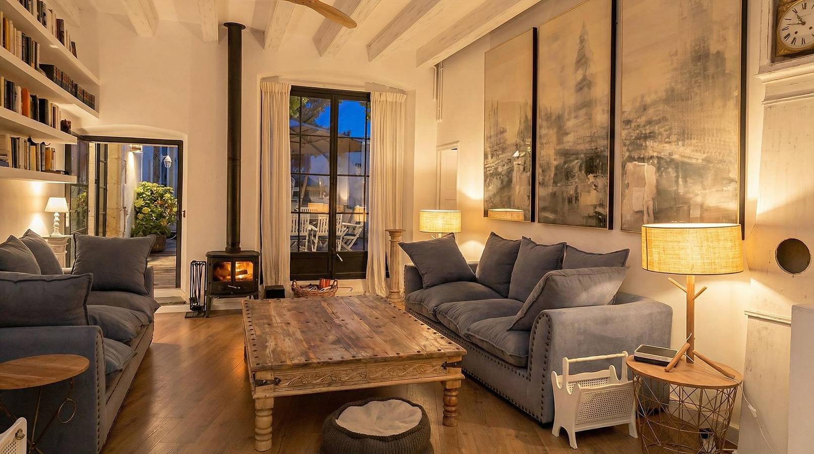 Can Boada Historic Xvi century beach Villa near Barcelona 5 minutes walking to beach  Traditional Renewed in Supermaresme, Caldetas
