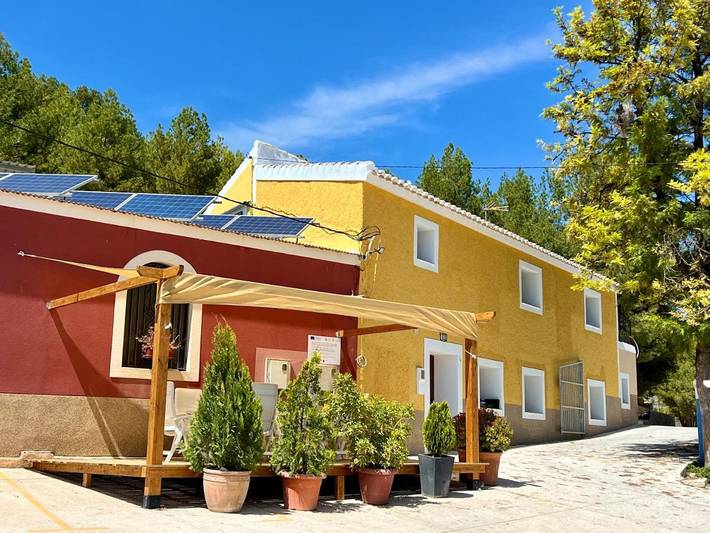 Casa rural para 8 personas, con Balcón y Terraza además de Jardín y Piscina en Moratalla