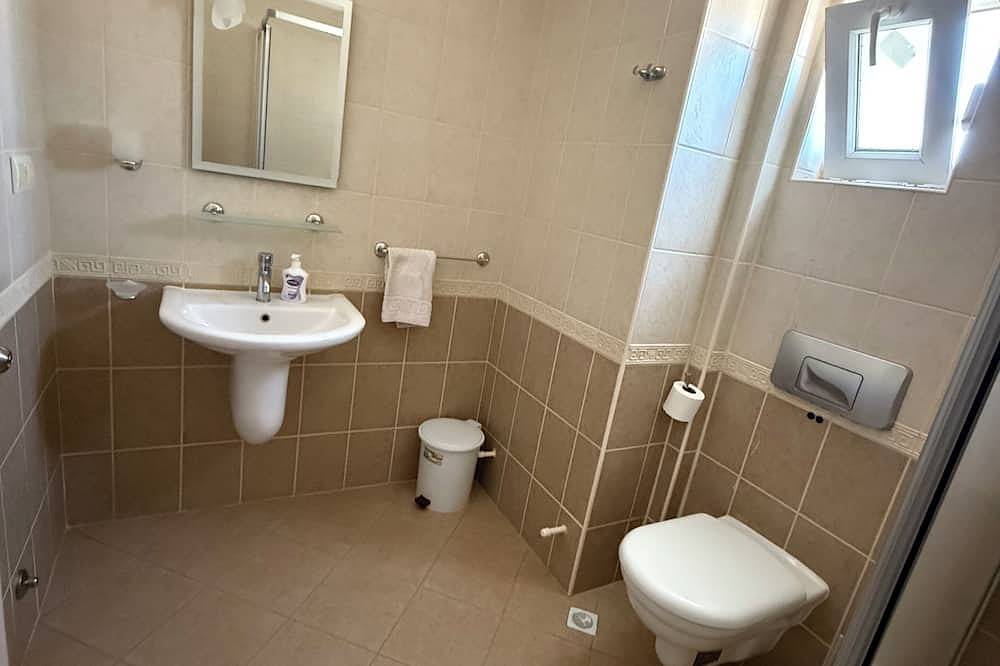 Entire apartment, Centrally located apartment near the old town of Side and beach. in Side, Manavgat